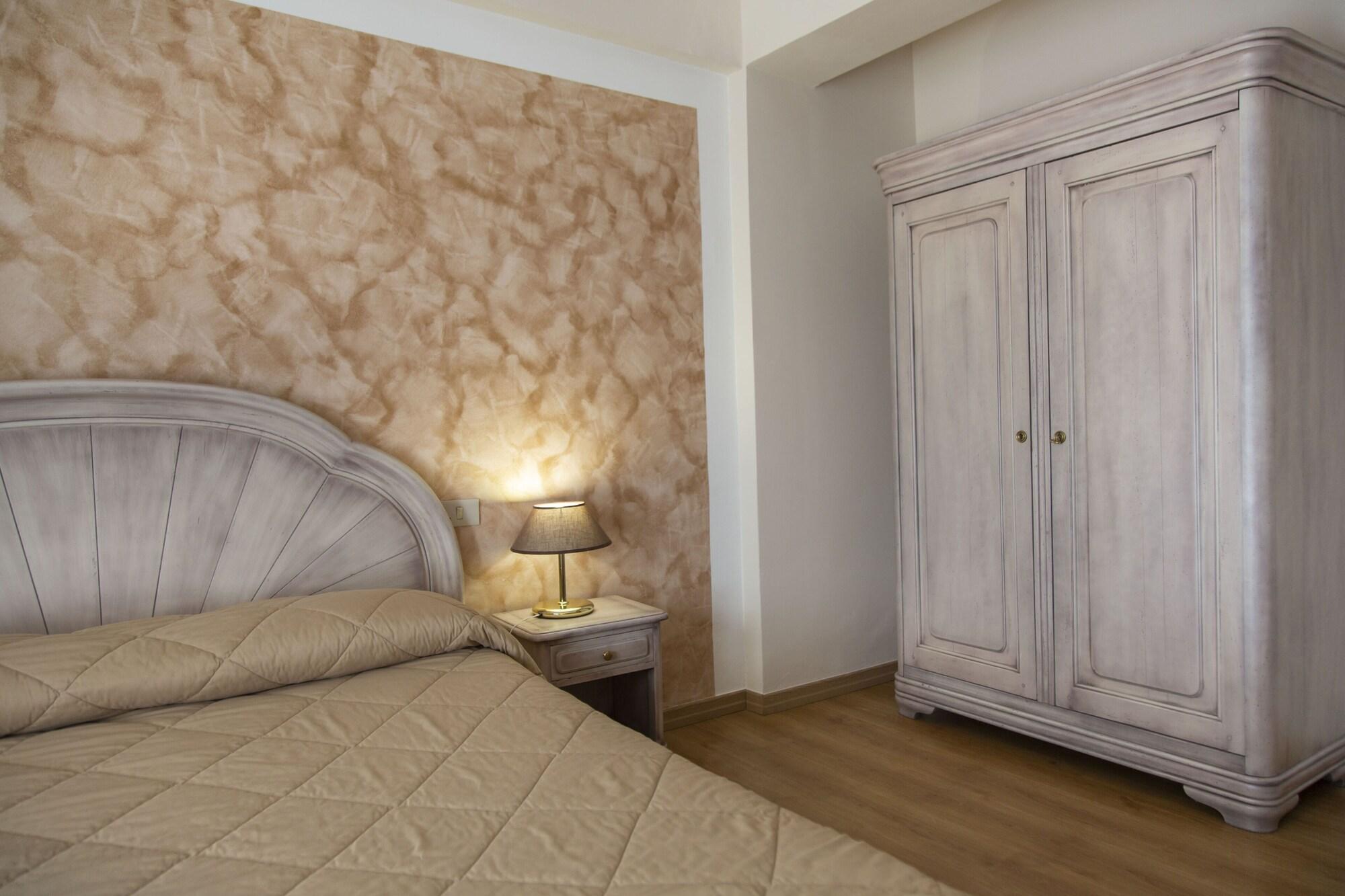 Grand Hotel Del Parco بيسكاسيرولي المظهر الخارجي الصورة