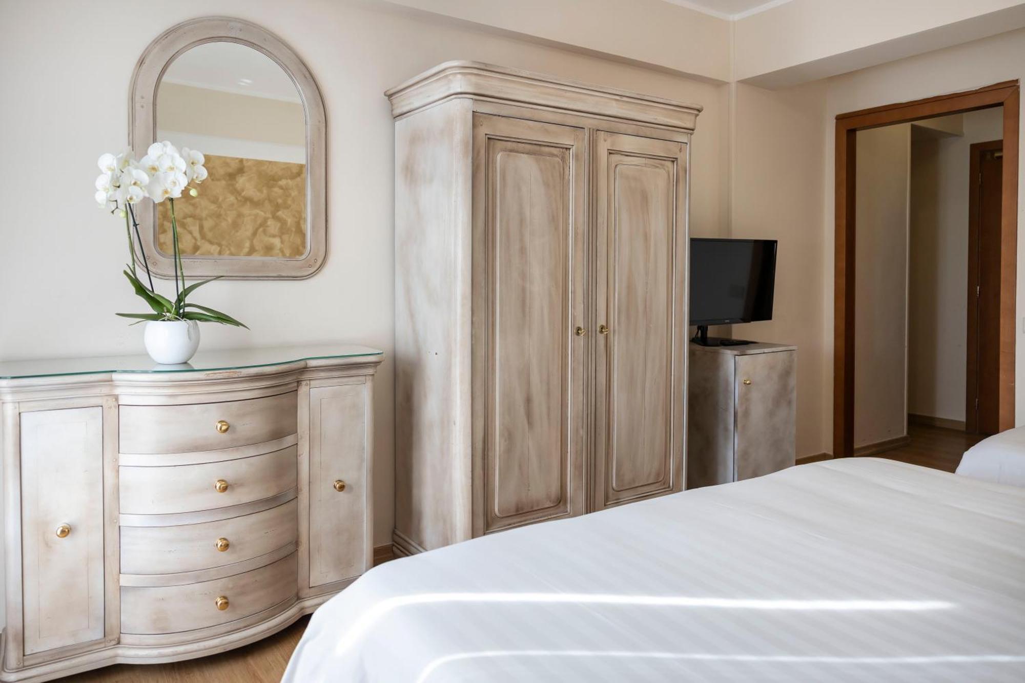 Grand Hotel Del Parco بيسكاسيرولي الغرفة الصورة