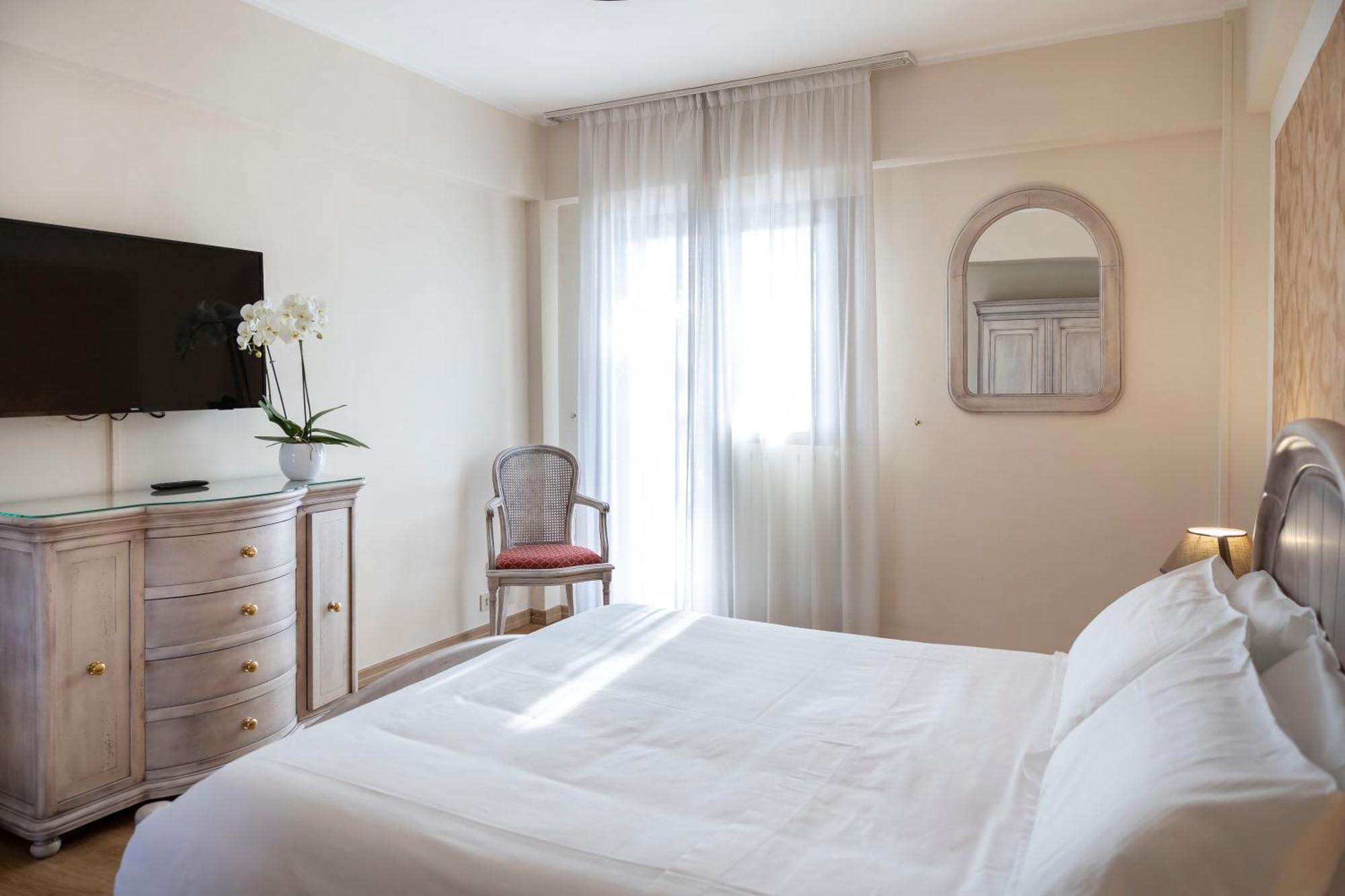 Grand Hotel Del Parco بيسكاسيرولي الغرفة الصورة