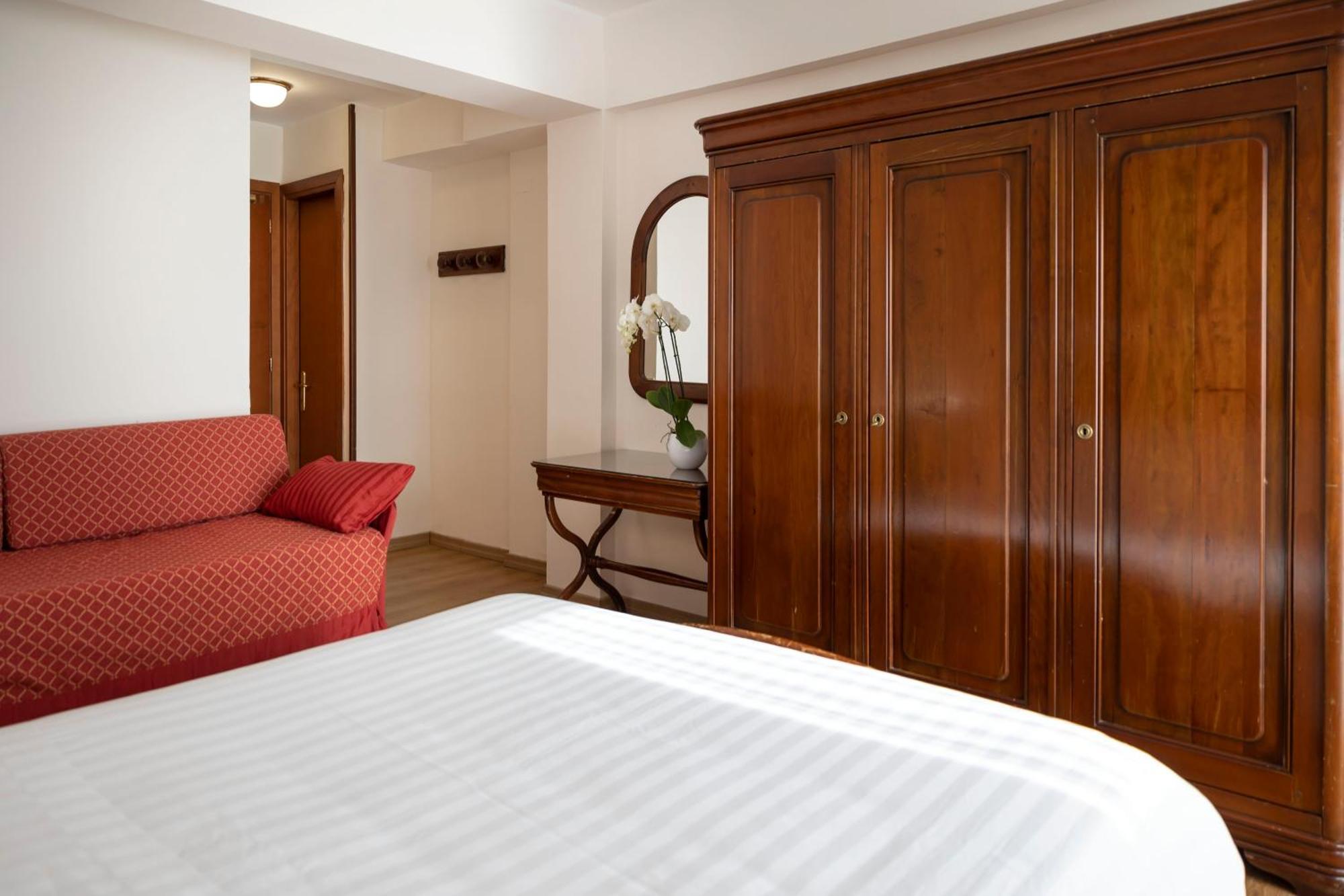 Grand Hotel Del Parco بيسكاسيرولي الغرفة الصورة