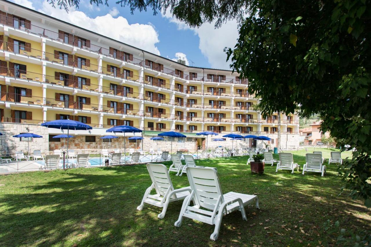 Grand Hotel Del Parco بيسكاسيرولي المظهر الخارجي الصورة