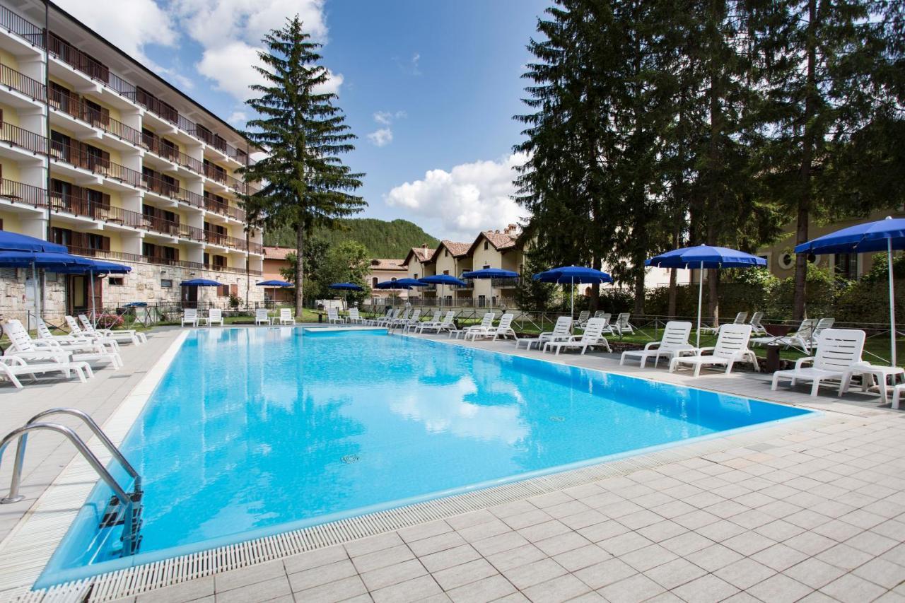 Grand Hotel Del Parco بيسكاسيرولي المظهر الخارجي الصورة